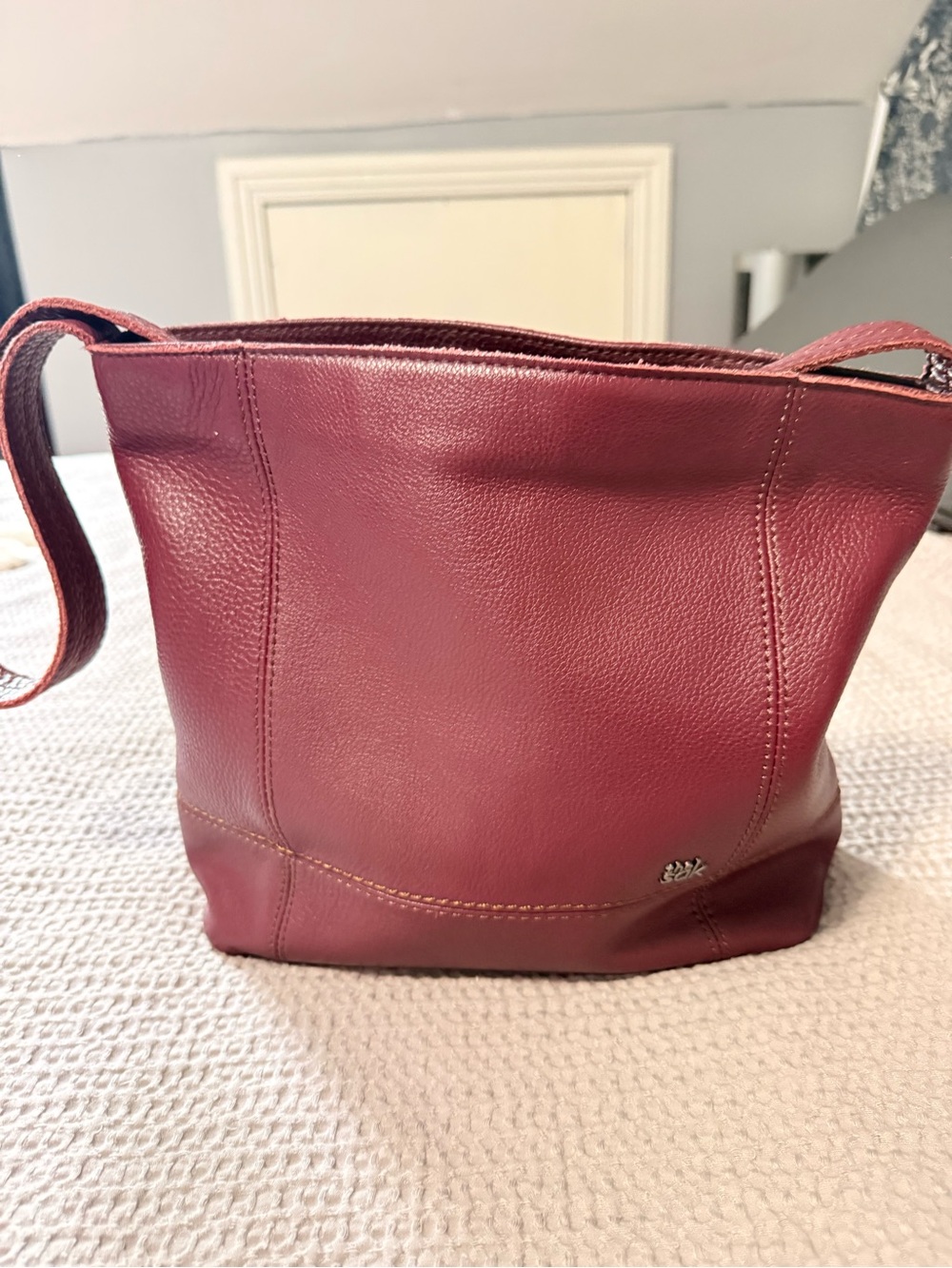 The Sak Leather Shoulder Bag Burgundy Wine Red Hobo Tote